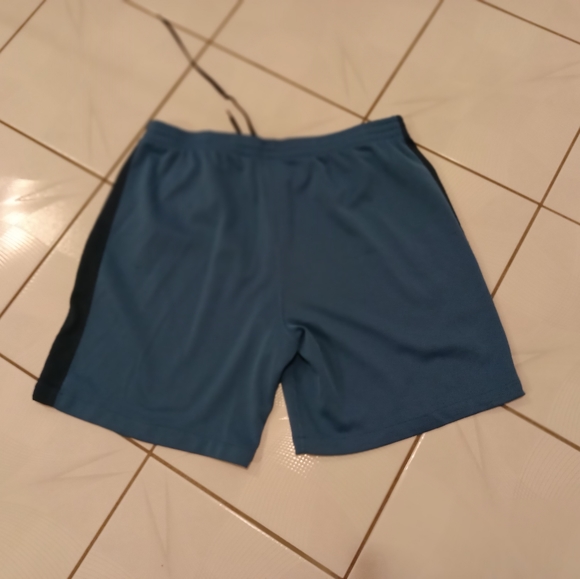 4/$40 Men's Blue Athletic Shorts - Size XL - Picture 1 of 4